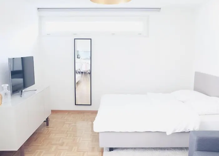 Appartement Charming In The Centre - Art 21