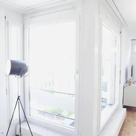 Charming In The Centre - Art 21 アパート *