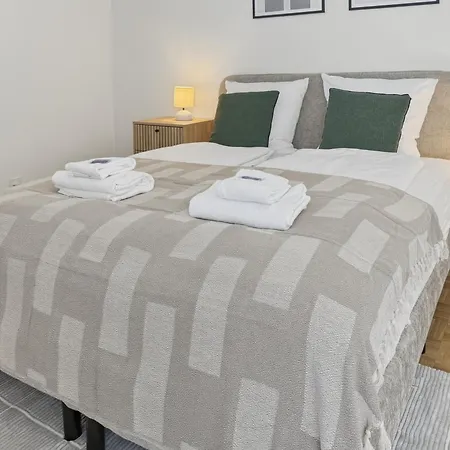 Apartament Charming In The Centre - Art 21